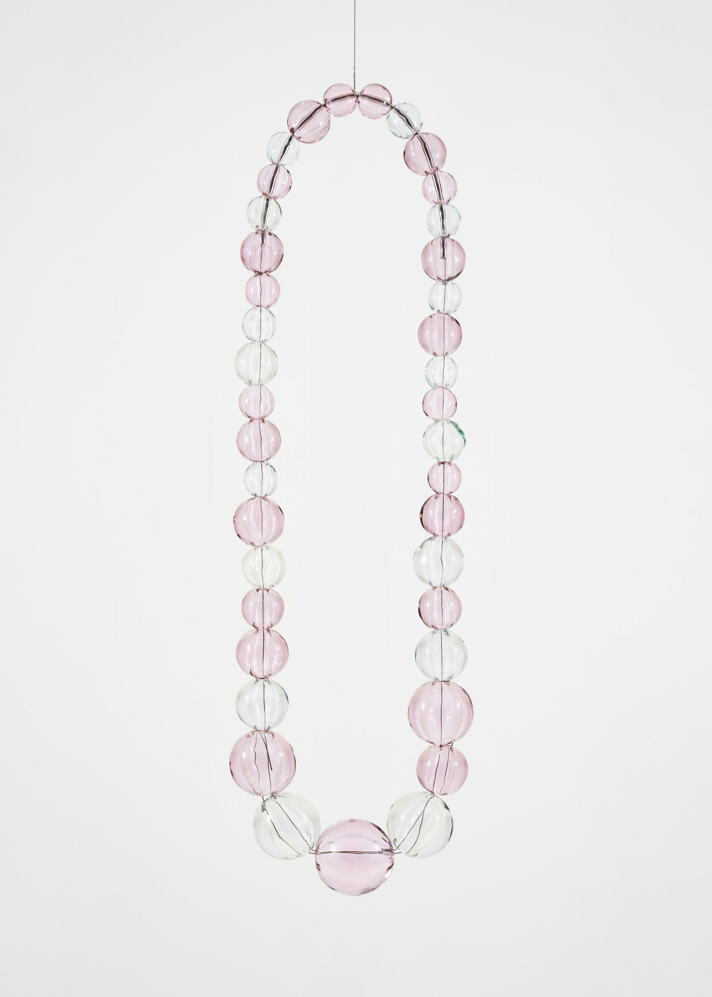 Collier rose et cristal, 2024